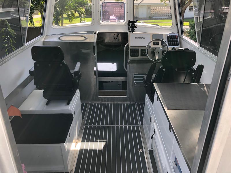 2019 Custom 28' Tribune Bay